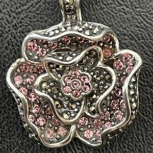 Sterling silver chain with pendant with Marquesite & pink rhinestones
